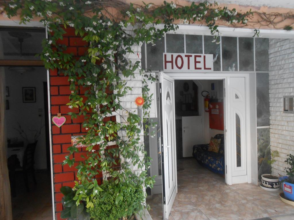 Paralía Hotel Germany מראה חיצוני תמונה