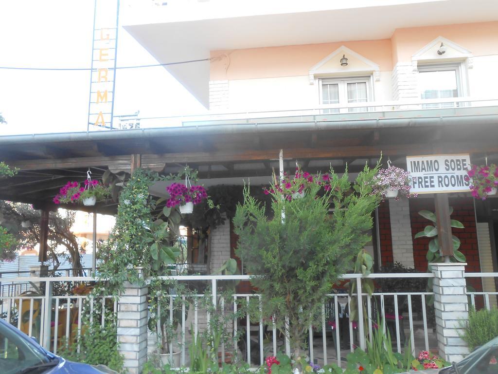 Paralía Hotel Germany מראה חיצוני תמונה