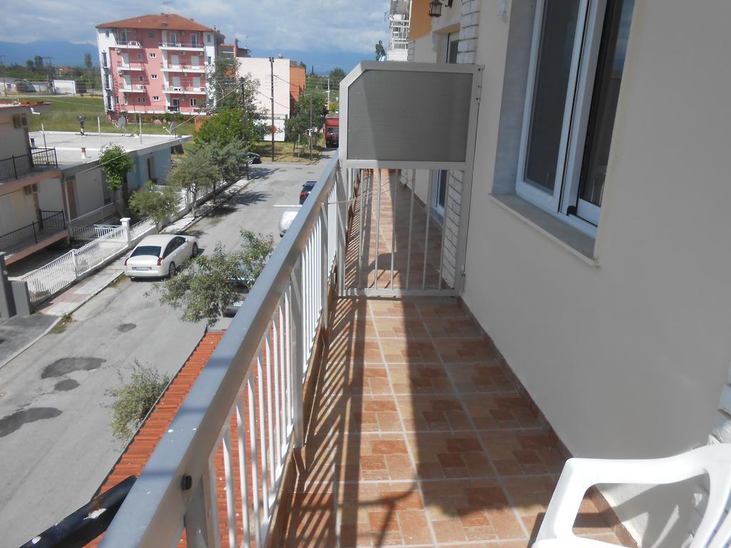 Paralía Hotel Germany מראה חיצוני תמונה