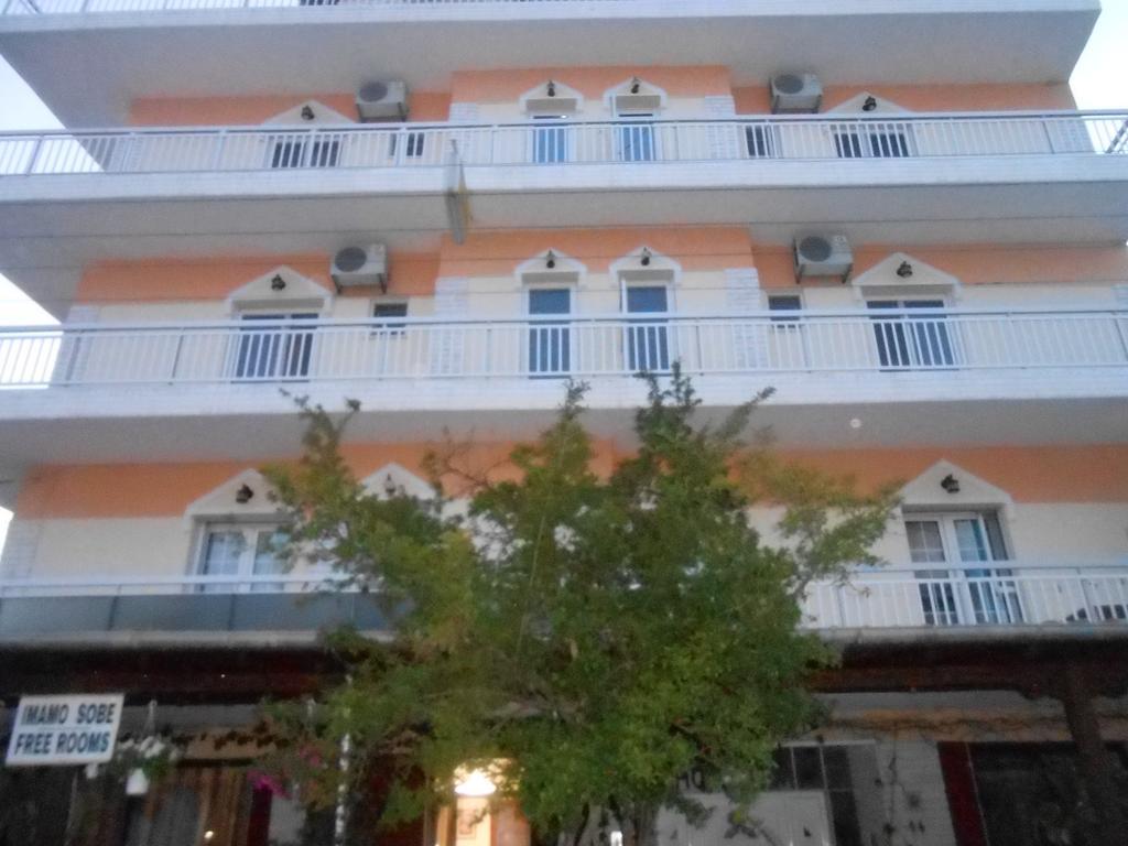 Paralía Hotel Germany מראה חיצוני תמונה